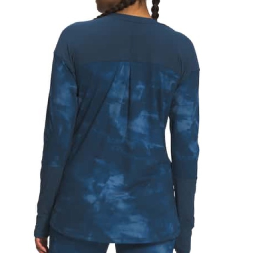 The North Face Flash-Dry Women's Printed Dawndream Long Sleeve Shirt - Picture 2 of 16